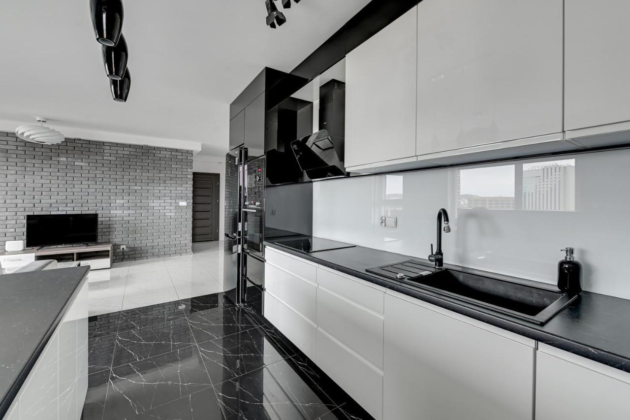 Grand Apartments - Luxury Apartment On The 11Th Floor With A View Of The Old Town Gdańsk Extérieur photo